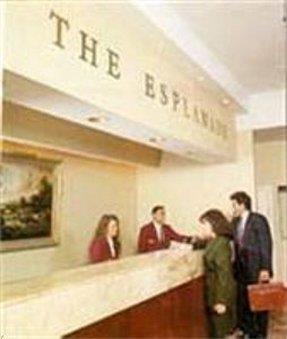 The Esplanade Hotel White Plains Interior photo